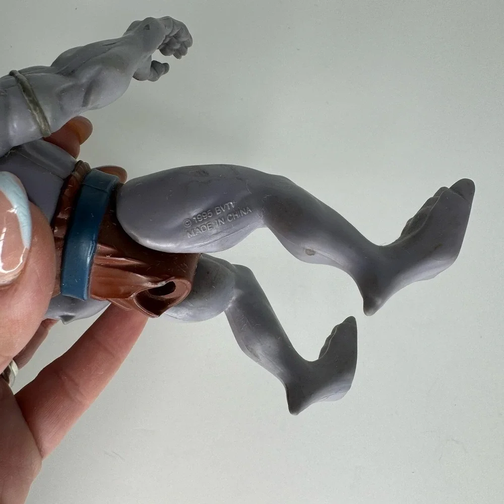 Gargoyles‎ Stone Armor Goliath Loose Action Figure Kenner 1995 Disney